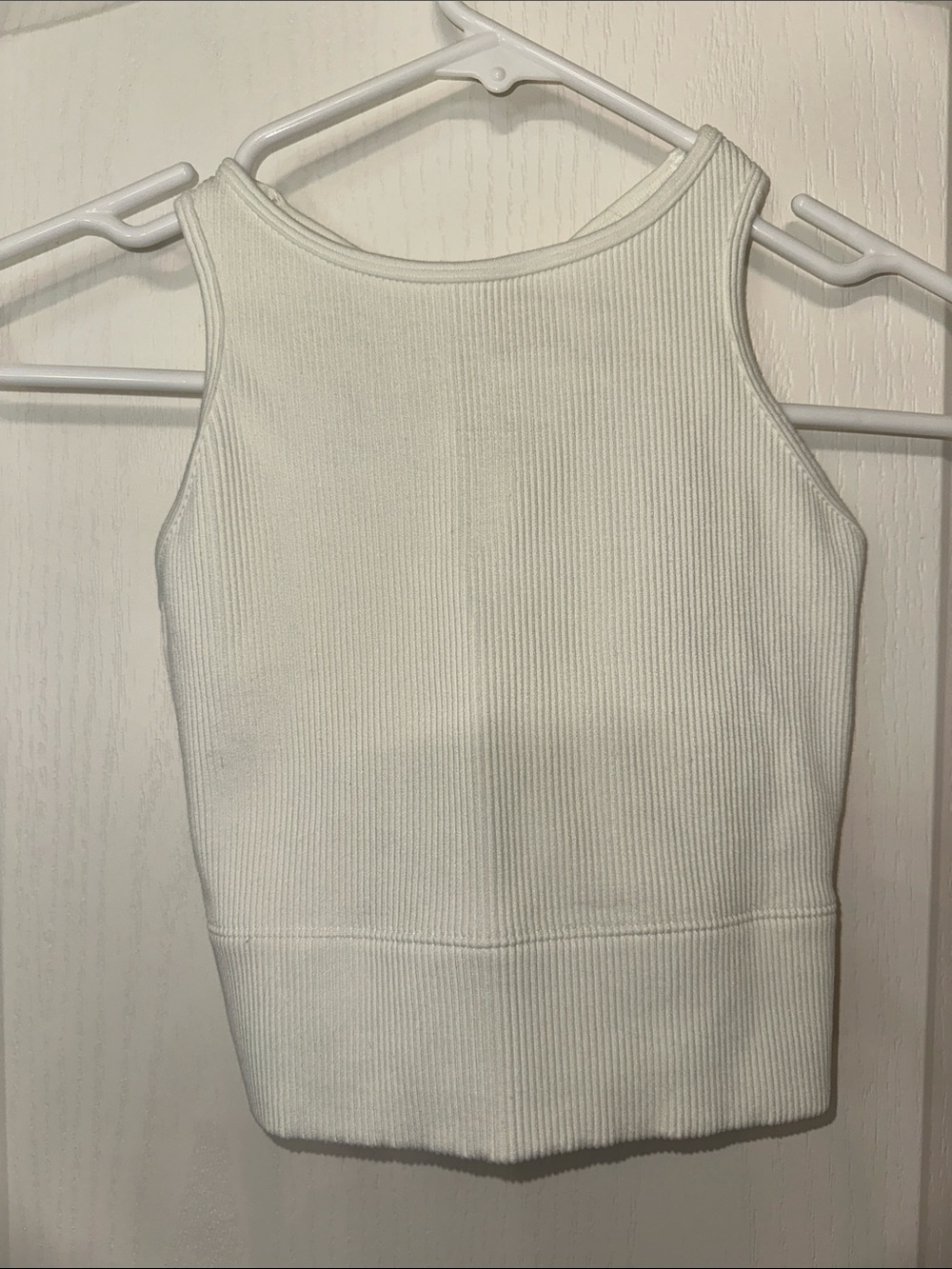Gilly Hicks White Ribbed Cropped Tank